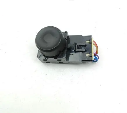Chevrolet Malibu Seat control switch 13285104