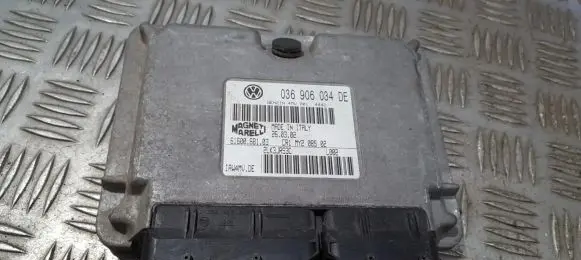 Volkswagen Polo Engine control unit/module 6160068103 036906034DE