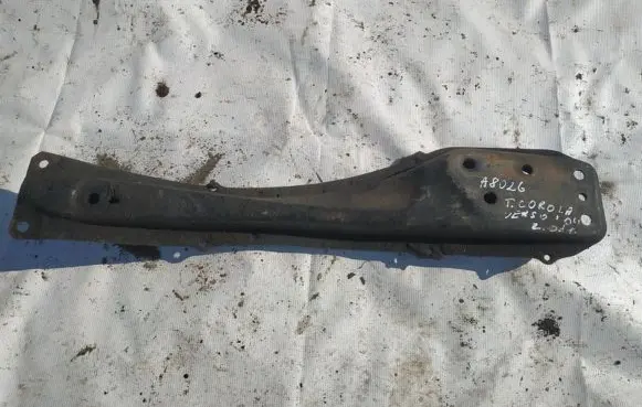Toyota Corolla Verso AR10 Front subframe
