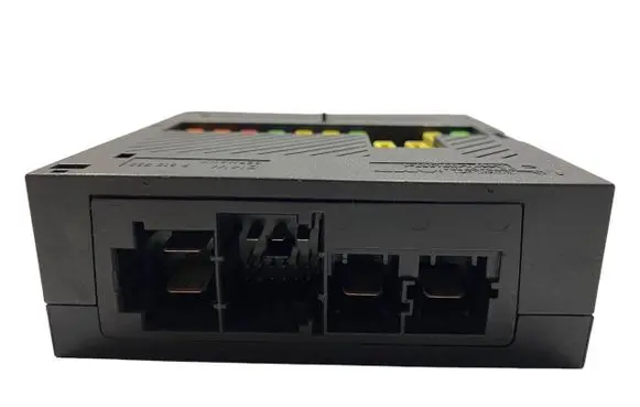 BMW 7 E65 E66 Fuse module 7510638 104034 13943671