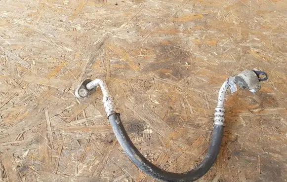 Dodge Journey Air conditioning (A/C) pipe/hose 05058540AB