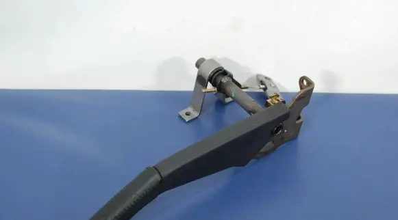 Mitsubishi Pajero Handbrake/parking brake lever assembly
