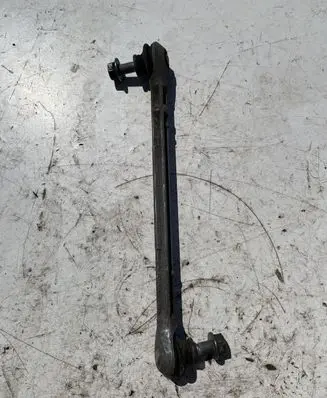 Mercedes-Benz C AMG W204 Front anti-roll bar/stabilizer link A2043201889