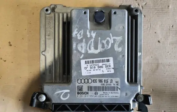 Audi A4 S4 B7 8E 8H Engine control unit/module 03G906016JD
