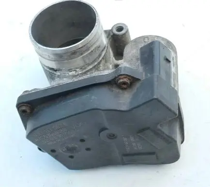 Volkswagen Polo V 6R Throttle valve 03D133062E A2C53060088