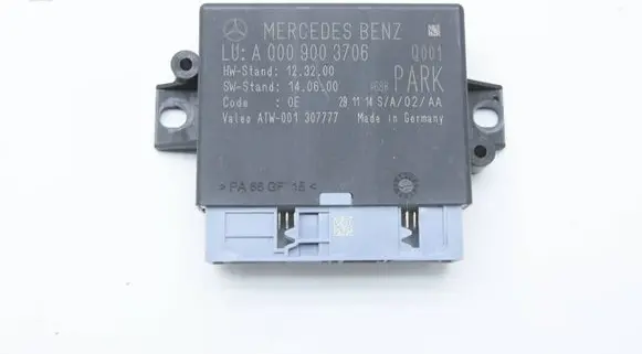 Mercedes-Benz E C207 W207 Parking PDC control unit/module A0009003706