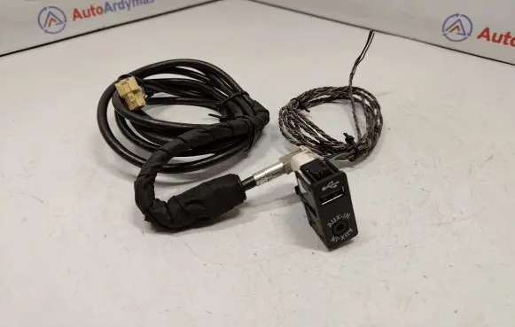 USB socket connector
