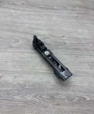 Audi A3 S3 8V Seat belt height adjuster 8V0857819