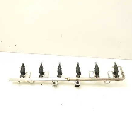 BMW 5 E39 Fuel injectors set 1437442