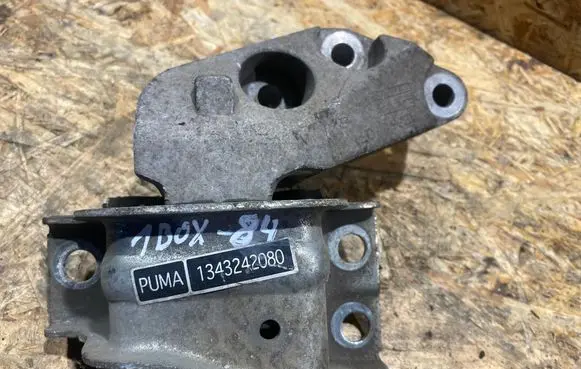 Citroen Jumper Engine mount bracket 1343242080
