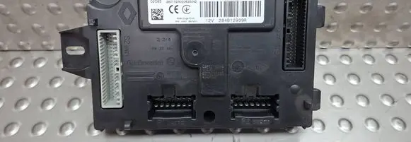 Dacia Duster II Central body control module S25053223 284B12939R A3C06268400