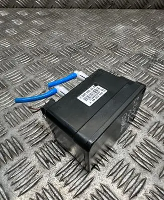 Mercedes-Benz E A207 Central locking vacuum pump 0008003348 3132330239