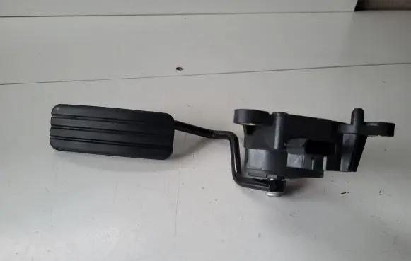 Renault Zoe Accelerator throttle pedal 180026336R