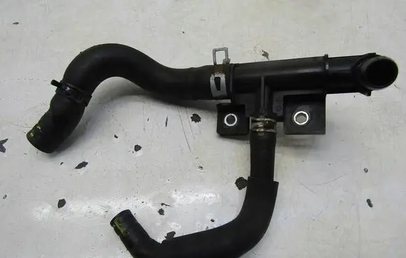 Mazda CX-5 Engine coolant pipe/hose SH0115290