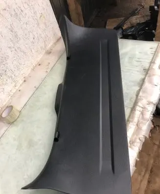 Nissan Qashqai J12 Tailgate/boot lid cover trim 909016ua0a