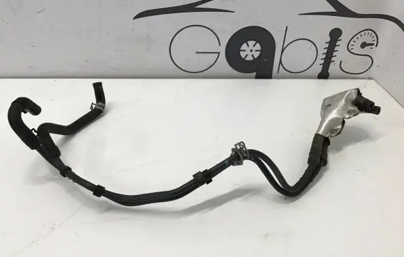 Volkswagen Touareg III Engine coolant pipe/hose 4M0121044