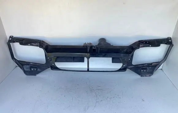 Peugeot 806 Radiator support slam panel