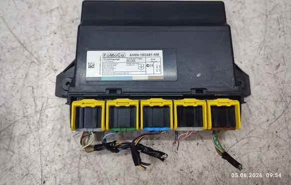 Ford Kuga II Comfort/convenience module AV6N19G481AM
