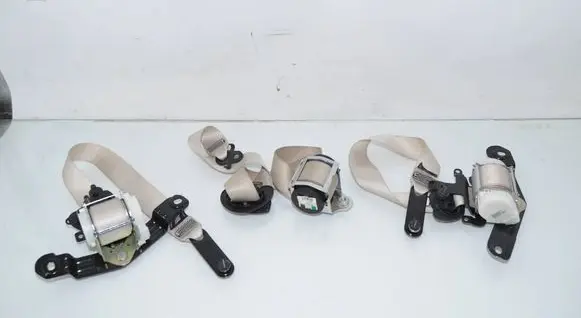 BMW 5 GT F07 Rear seatbelt 7233532 7233528 7233462