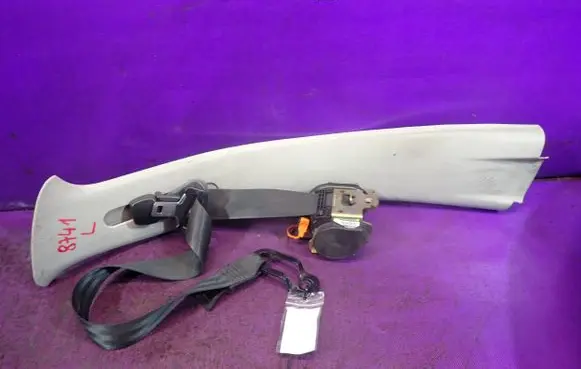Peugeot 206 CC Front seatbelt 2490002