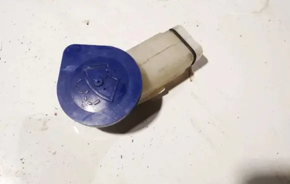 Honda Civic Windshield washer fluid reservoir/tank