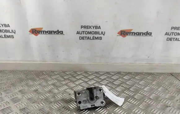 Iveco Daily 5th gen Front door lock