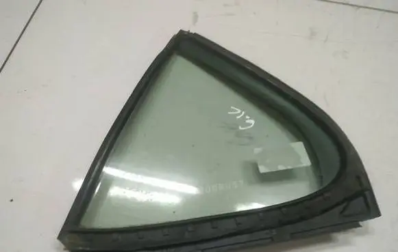 Lexus IS 220D-250-350 Rear vent window glass AS2