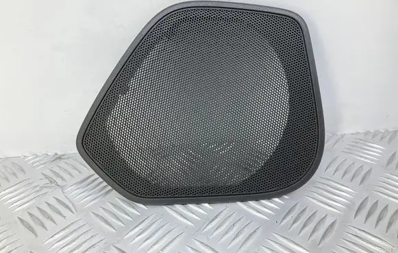 Audi Q3 8U Rear door speaker cover trim 8U0035435