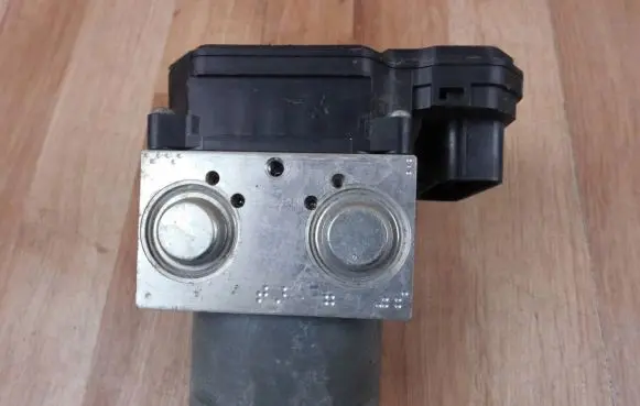 Lexus GS 250 350 300H 450H ABS Pump 4454030760 8954130850