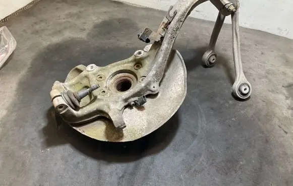 Audi A5 8T 8F Front wheel hub