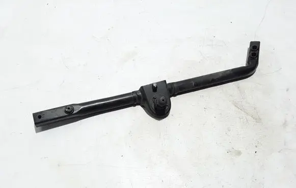 Chrysler Pacifica Headlight/headlamp mounting bracket 68231357AA