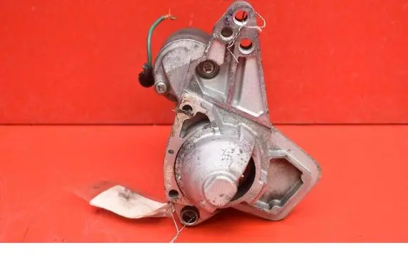 Nissan Qashqai Starter motor 233006867R