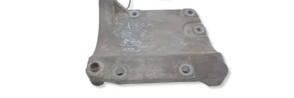 Jaguar XJ X350 A/C compressor mount bracket 2W9319D624AA