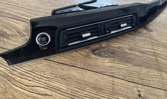 BMW 5 F10 F11 Dashboard side air vent grill/cover trim