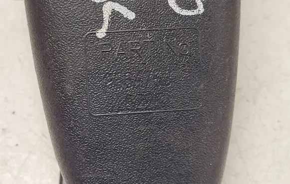 Volvo V50 Rear seatbelt buckle 8564763 315225