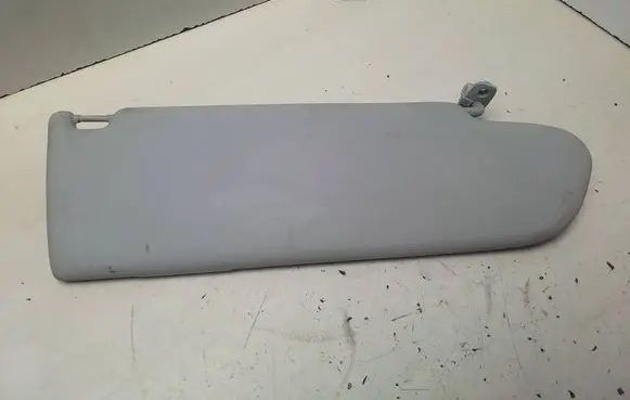 Sun visor