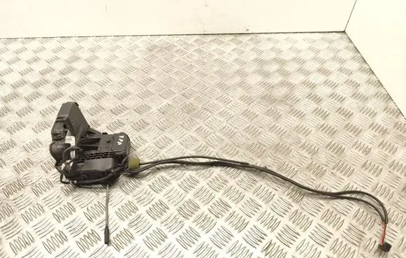 Mercedes-Benz E W211 Front door lock 004133112640