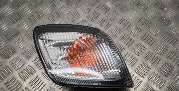 Toyota Picnic Front indicator light 8151144010
