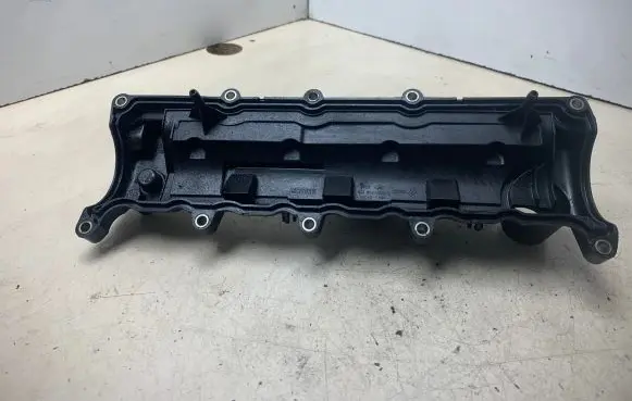 Renault Megane III Rocker cam cover 8200756123 PA6GF33