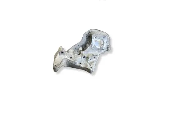 Volvo XC90 Generator/alternator bracket 31480996