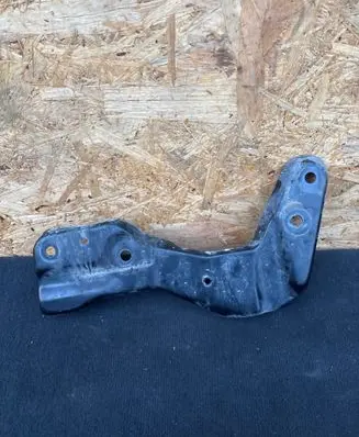 Audi e-tron Seat belt height adjuster 4KE801630