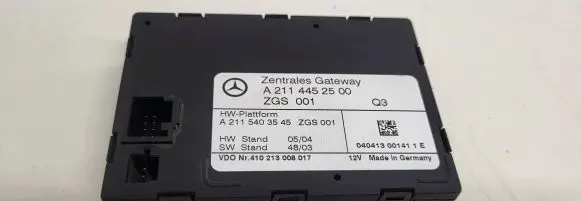 Mercedes-Benz E W211 Door central lock control unit/module A2114452500