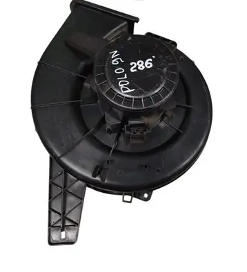 Volkswagen Polo Heater fan/blower 6Q1820015C