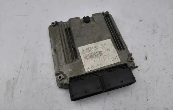 Audi A5 Engine control unit/module 04L906026GD 04L907309L