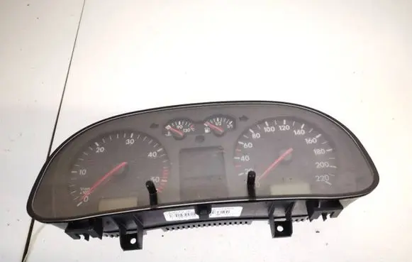 Volkswagen Golf IV Speedometer (instrument cluster) 1j0920822b