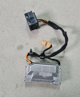 Skoda Octavia Mk4 Voltage converter inverter 3F0907155