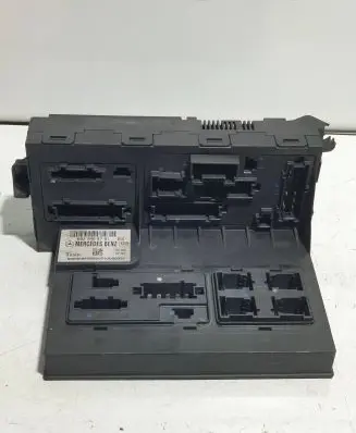 Mercedes-Benz E W211 SAM control unit 0025458701