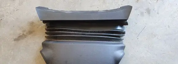 Steering wheel column trim