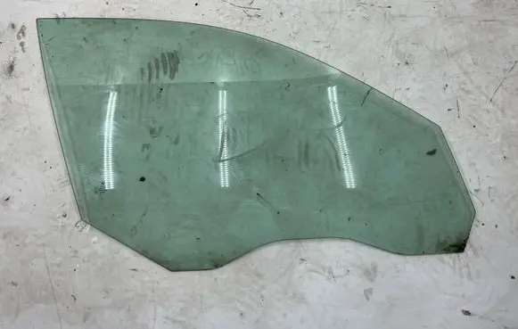 BMW 5 E60 E61 Front door window glass four-door 43R00050