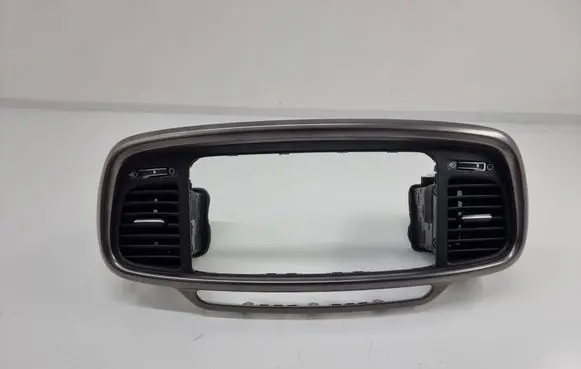 KIA Sorento Dash center air vent grill